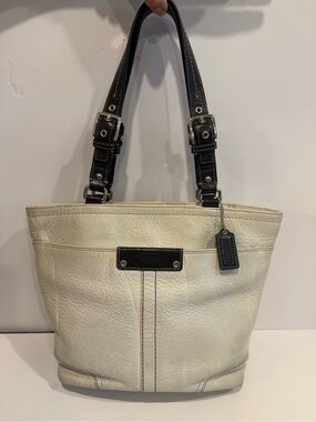 Vintage COACH Hamilton Cream Pebbled Leather Tote Bag Shoulder Purse